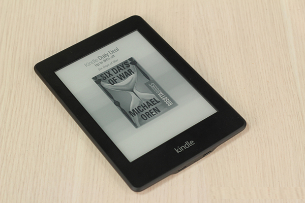 [Đánh giá chi tiết] Amazon Kindle Paperwhite: Thỏa mãn đam mê đọc sách